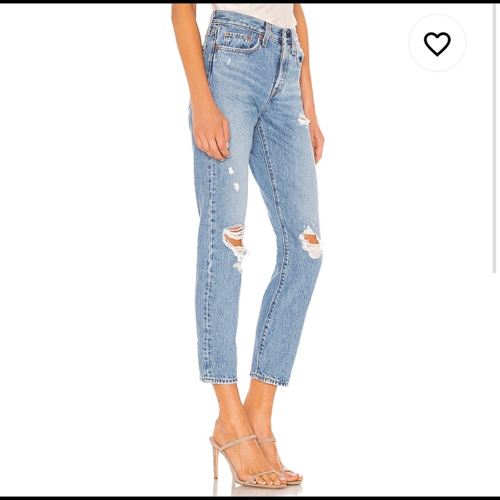 Levi’s Wedgie Icon Fit in Authentically Yours - Picture 4 of 11